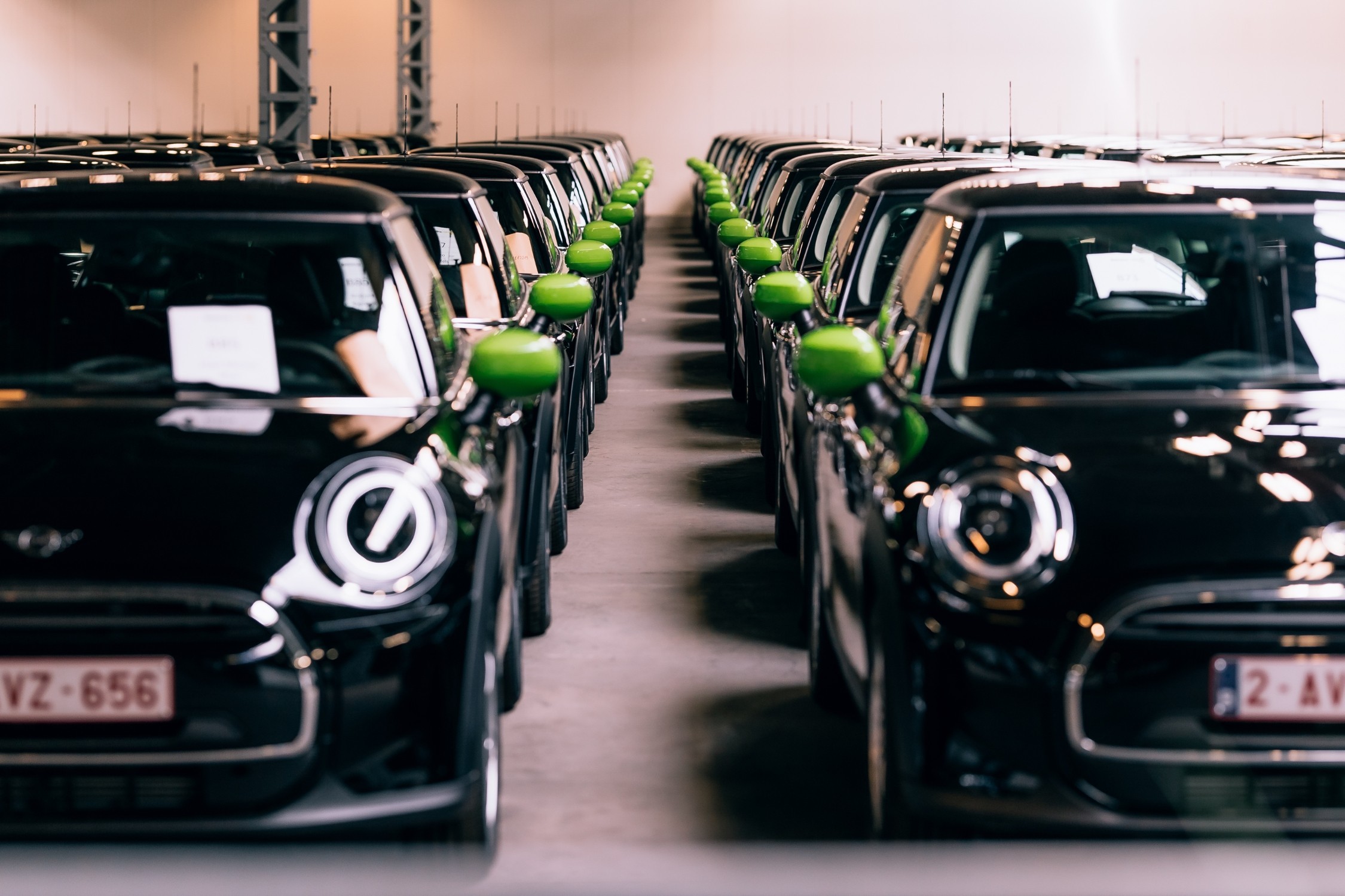 KOMPANIJE TRAŽE ODRŽIVA REŠENJA: ZAPOSLENIMA KUPUJU ELEKTRIČNI „MINI“